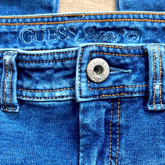 Guess Soft Vintage Jeans - Picture 4 of 8